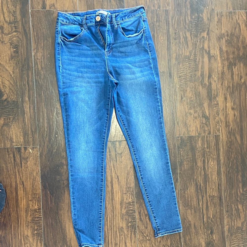 SO Women's Skinny Jeans in Deep Blue